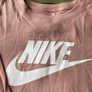 Women Long Sleeve Tshirt Shirt Athletic Workout Gym Size Medium NWT